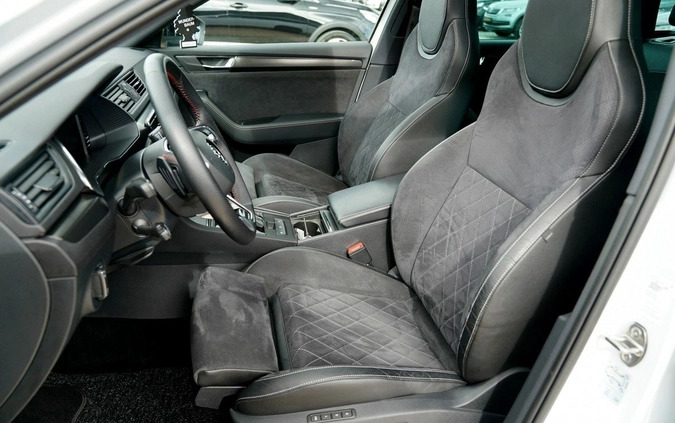 Skoda Superb cena 118699 przebieg: 92097, rok produkcji 2021 z Otmuchów małe 781